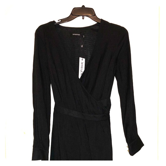 MINKPINK wrapped high low dress with v neck. - Picture 4 of 7